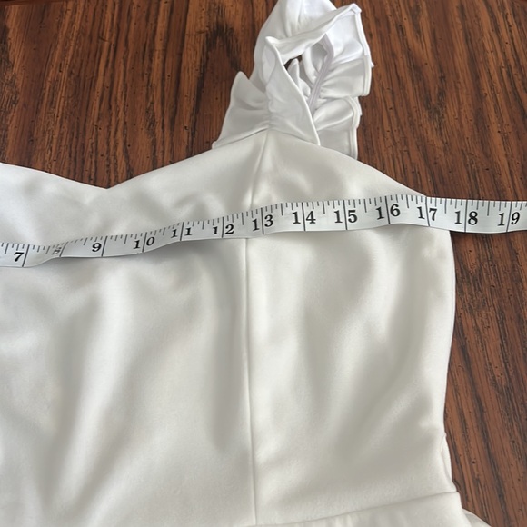 NWT She + Sky Women’s White Jumpsuit / Romper Size: M - Picture 5 of 10